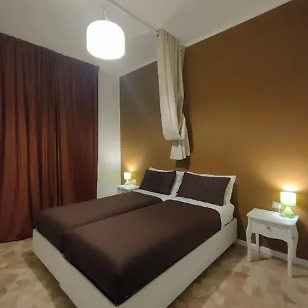 Zeljko'S Luxury Hostel Vicenza Exterior photo