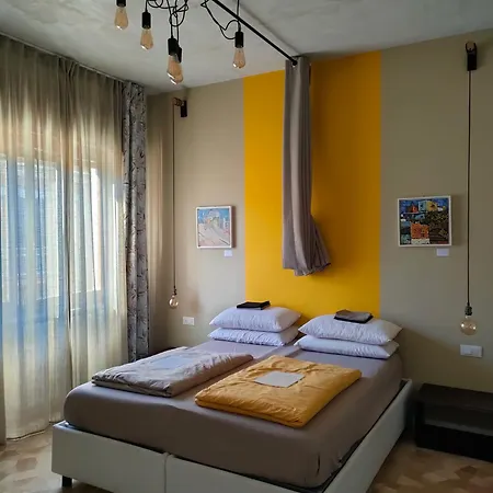 Zeljko'S Luxury Hostel Vicenza Exterior photo